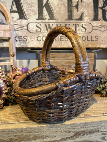 Nellie Basket