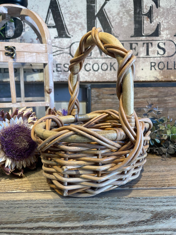 Quinn Basket